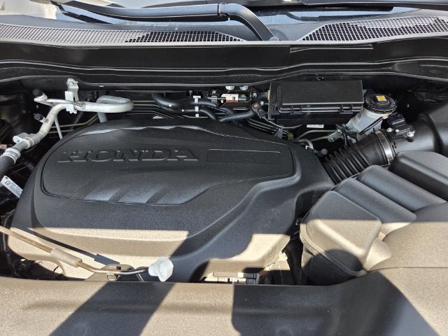 Certified 2025 Honda Ridgeline RTL image 34