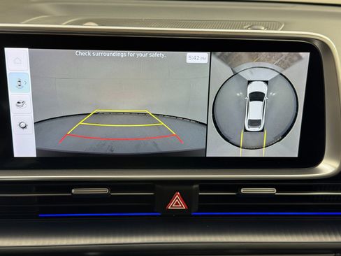 Used 2024 Hyundai Ioniq 6 Limited image 29