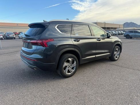 Used 2023 Hyundai Santa Fe SEL image 5