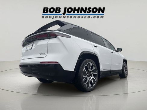 Used 2025 Jeep Wagoneer S Limited image 7