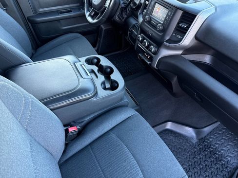 Used 2019 RAM 3500 Tradesman image 17