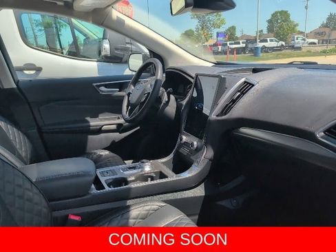 Used 2024 Ford Edge Titanium w/ Equipment Group 301A AWD/4WD image 10
