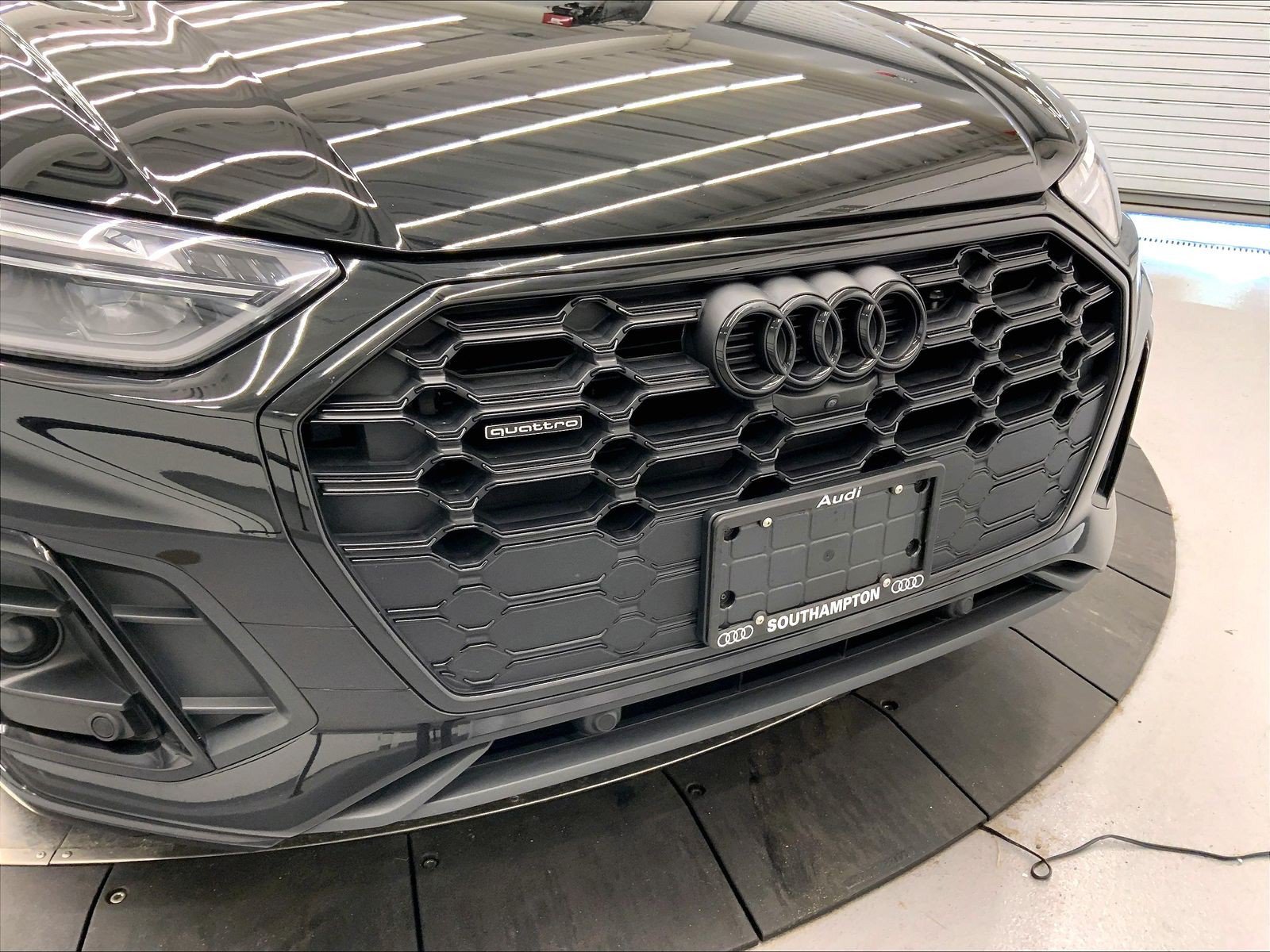 Certified 2023 Audi Q5 2.0T Premium Plus w/ Premium Plus Package AWD/4WD image 29