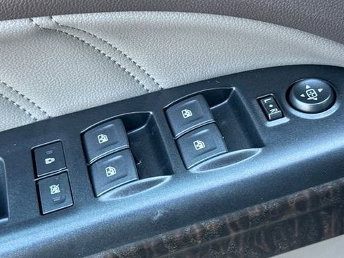 Used 2021 GMC Canyon Denali image 12