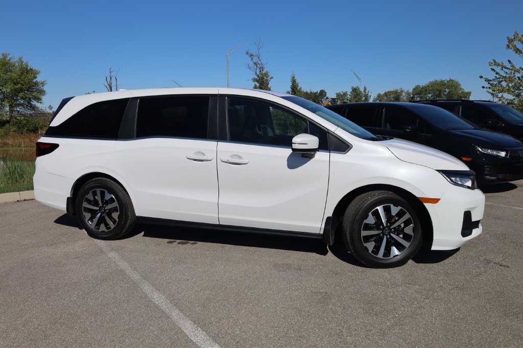 New 2027 Honda Odyssey EX-L image 7