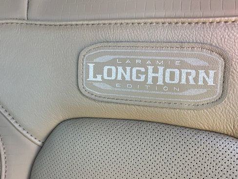Used 2019 RAM 1500 Limited AWD/4WD image 10