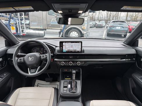 Used 2023 Honda CR-V Sport Touring image 12