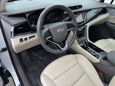 Used 2020 Cadillac XT6 Premium Luxury image 20