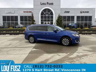 Used 2020 Chrysler Pacifica Touring-L Plus