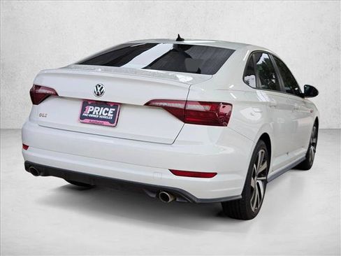 Used 2021 Volkswagen Jetta GLI FWD image 5