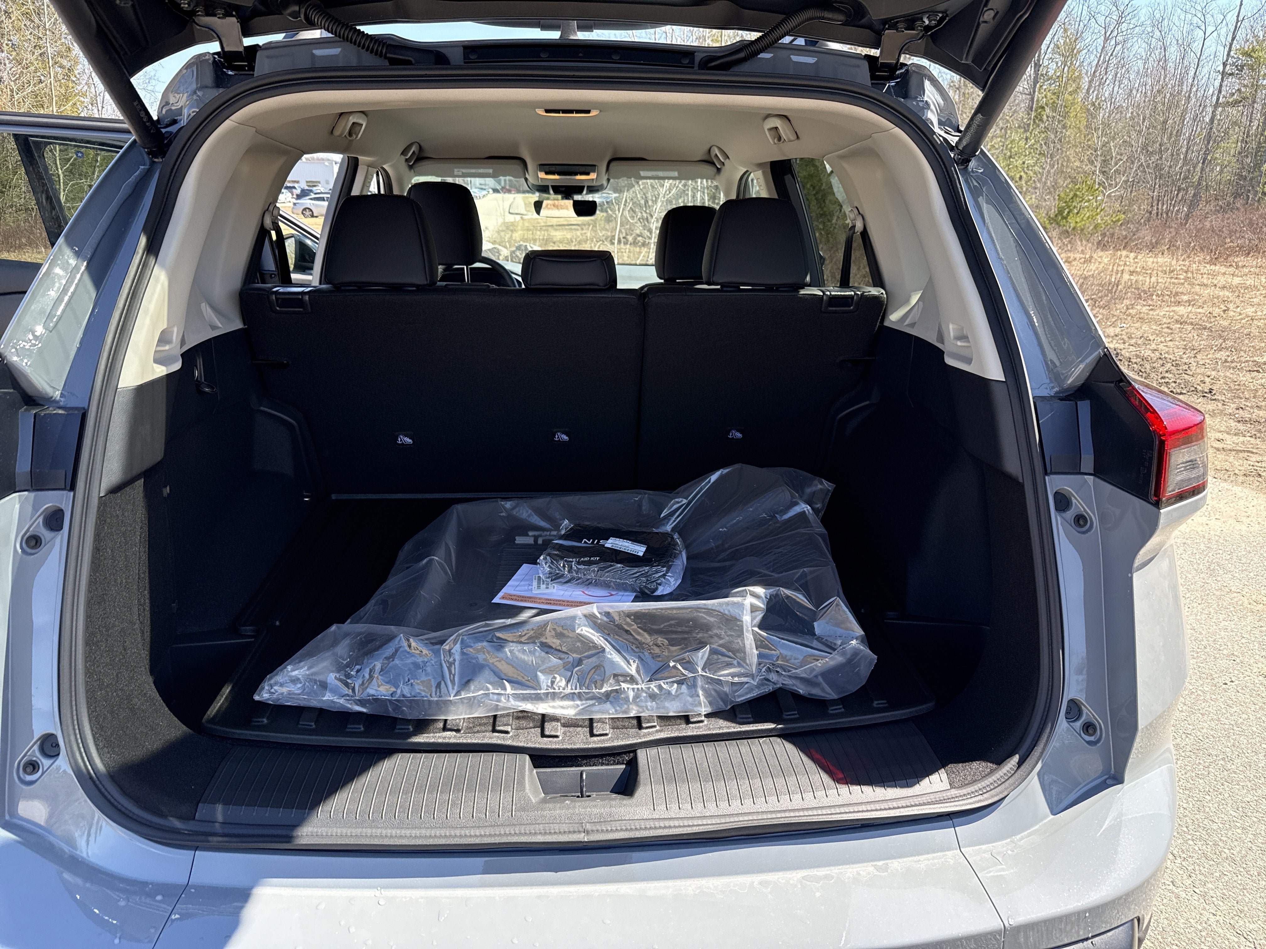 New 2026 Nissan Rogue SV w/ Rock Creek Premium Package AWD/4WD image 18