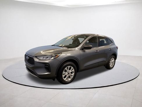 Used 2025 Ford Escape Active image 3