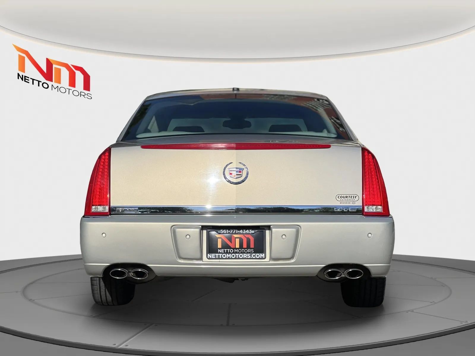 Used 2007 Cadillac DTS Luxury I FWD image 4