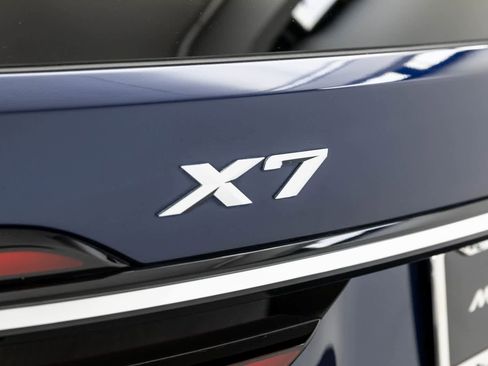 Used 2023 BMW X7 xDrive40i w/ Executive Package image 7