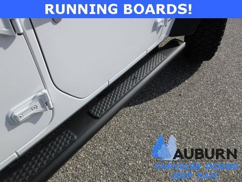 Used 2022 Jeep Gladiator Mojave w/ LED Lighting Group image 8