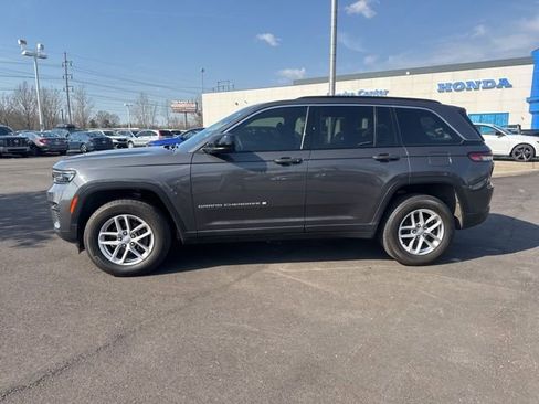Used 2024 Jeep Grand Cherokee Laredo X w/ Luxury Tech Group I image 19