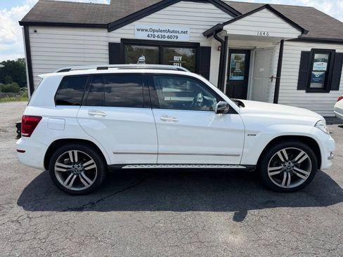 Used 2015 Mercedes-Benz GLK 350 4MATIC w/ Premium 1 Package image 11