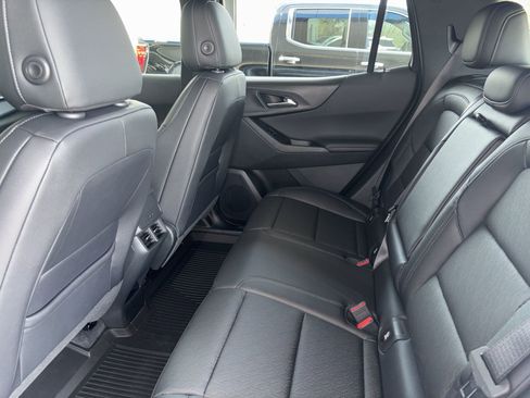 New 2026 Chevrolet Equinox LT w/ Convenience Package II image 15