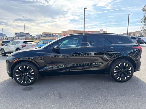 Used 2025 Chevrolet Blazer EV RS image 2