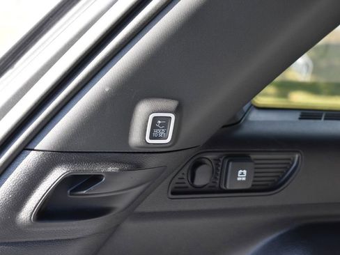 New 2025 Jeep Grand Cherokee Laredo w/ Luxury Tech Group I image 32