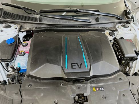 Used 2024 Hyundai Ioniq 5 SEL image 35