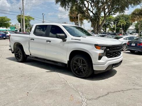 Used 2025 Chevrolet Silverado 1500 Custom w/ Turbomax Blackout Package RWD image 12