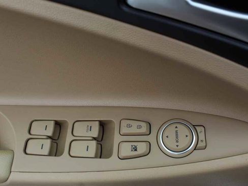Used 2013 Hyundai Sonata GLS FWD image 11