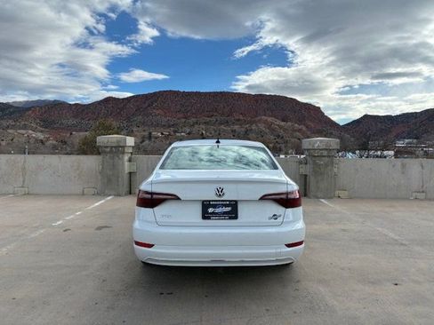 Used 2021 Volkswagen Jetta SE image 7