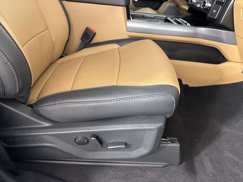 New 2026 Ford F350 Lariat w/ Lariat Ultimate Package image 23