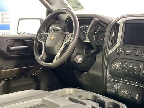 Used 2021 Chevrolet Silverado 3500 LT w/ Remote Start Package AWD/4WD image 14