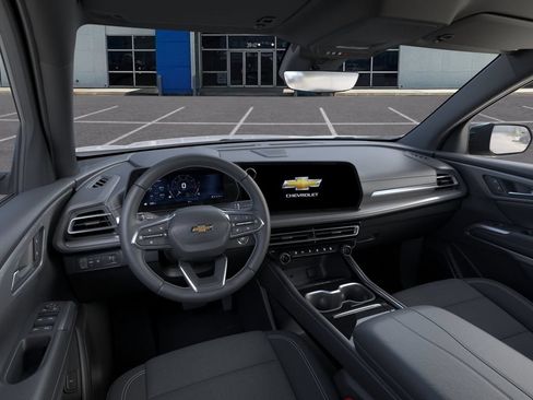 New 2026 Chevrolet Traverse LT w/ Driver Confidence Package FWD image 15