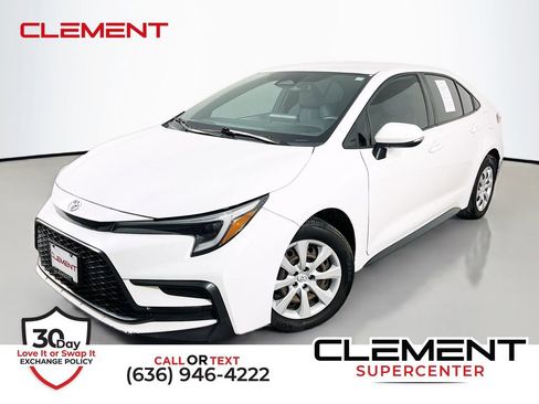 Used 2024 Toyota Corolla SE FWD image 1
