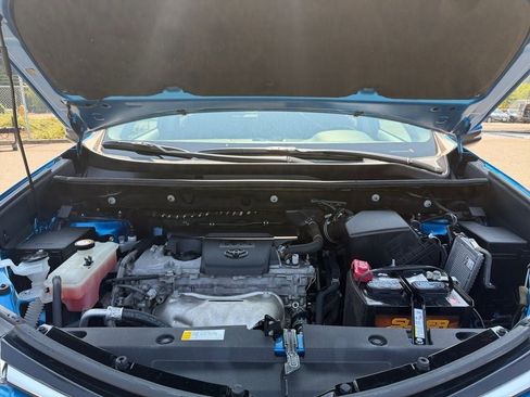 Used 2018 Toyota RAV4 Limited AWD/4WD image 29