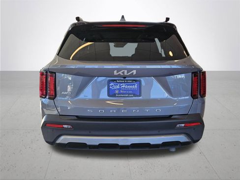 Used 2022 Kia Sorento X-Line EX image 8