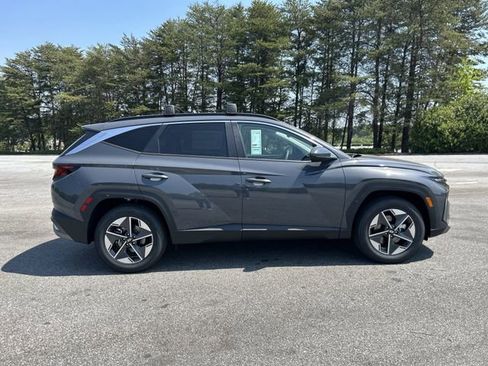 New 2026 Hyundai Tucson SEL FWD image 8