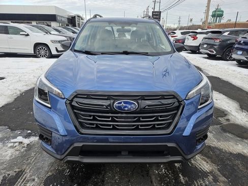 Used 2023 Subaru Forester image 2