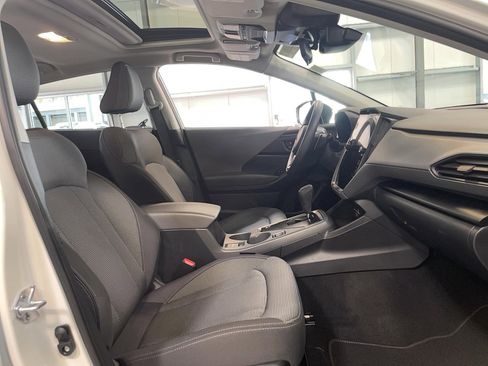 Used 2024 Subaru Crosstrek 2.0i Premium image 21