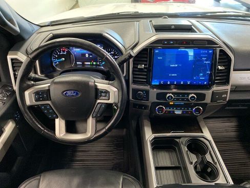 Used 2022 Ford F250 Lariat w/ Black Appearance Package AWD/4WD image 11