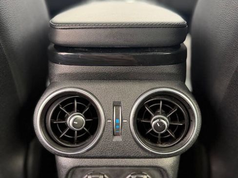 Used 2020 Kia Stinger GT-Line w/ Sun & Sound Package RWD image 17