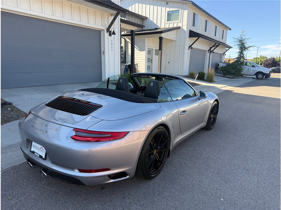 Used 2017 Porsche 911 Carrera S RWD image 39