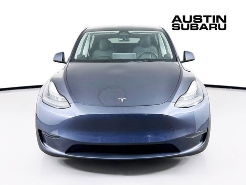 Used 2023 Tesla Model Y Long Range image 2