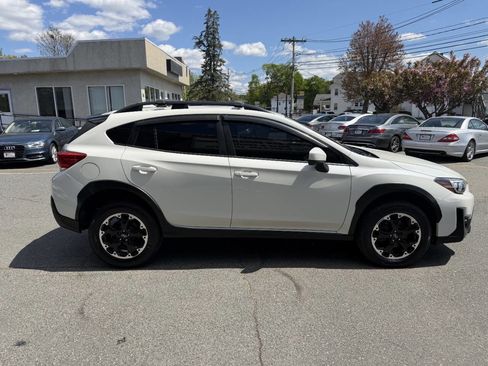 Used 2021 Subaru Crosstrek 2.0i Premium AWD/4WD image 9