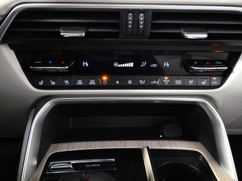 New 2026 MAZDA CX-90 Plug-In Hybrid w/ Premium Plus image 32