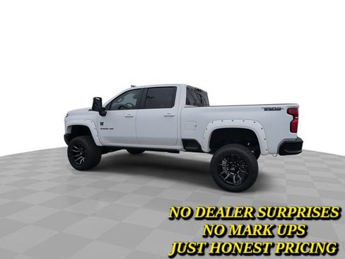 New 2025 Chevrolet Silverado 2500 LT w/ Trail Boss Package AWD/4WD image 6