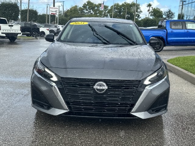 Certified 2025 Nissan Altima 2.5 S FWD image 4