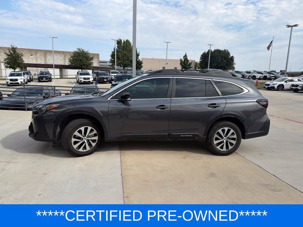 Used 2024 Subaru Outback Premium AWD/4WD image 2