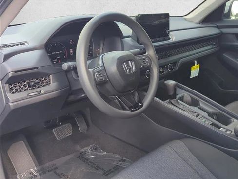 Used 2025 Honda Accord LX image 9