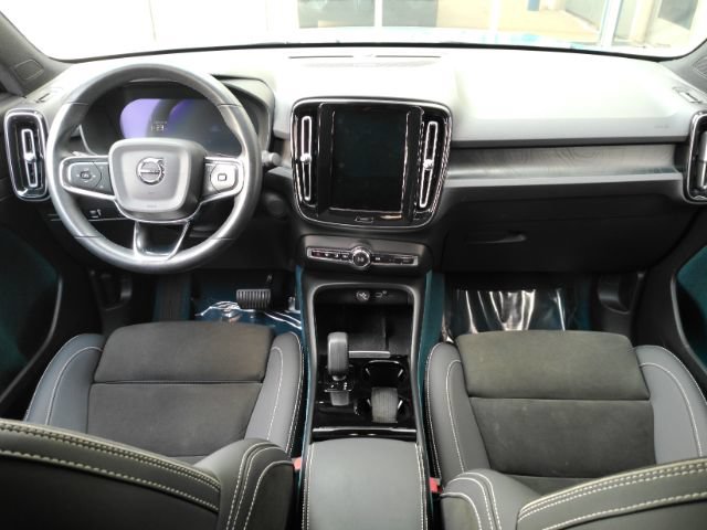 Used 2022 Volvo C40 P8 Recharge Ultimate AWD/4WD image 3