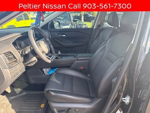 Certified 2024 Nissan Rogue SV w/ SV Premium Package FWD image 10