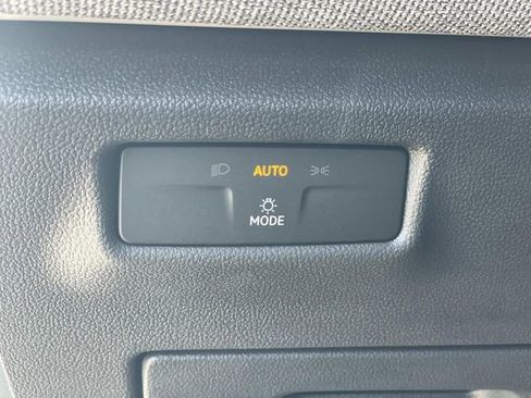 New 2026 Volkswagen Tiguan S image 18